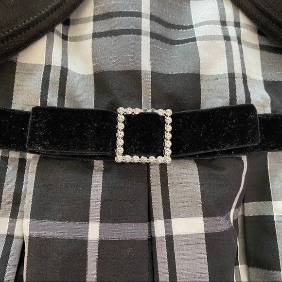 Girls Plaid Black/white fit flare Dress & cardigan Size 4 - Picture 3 of 12